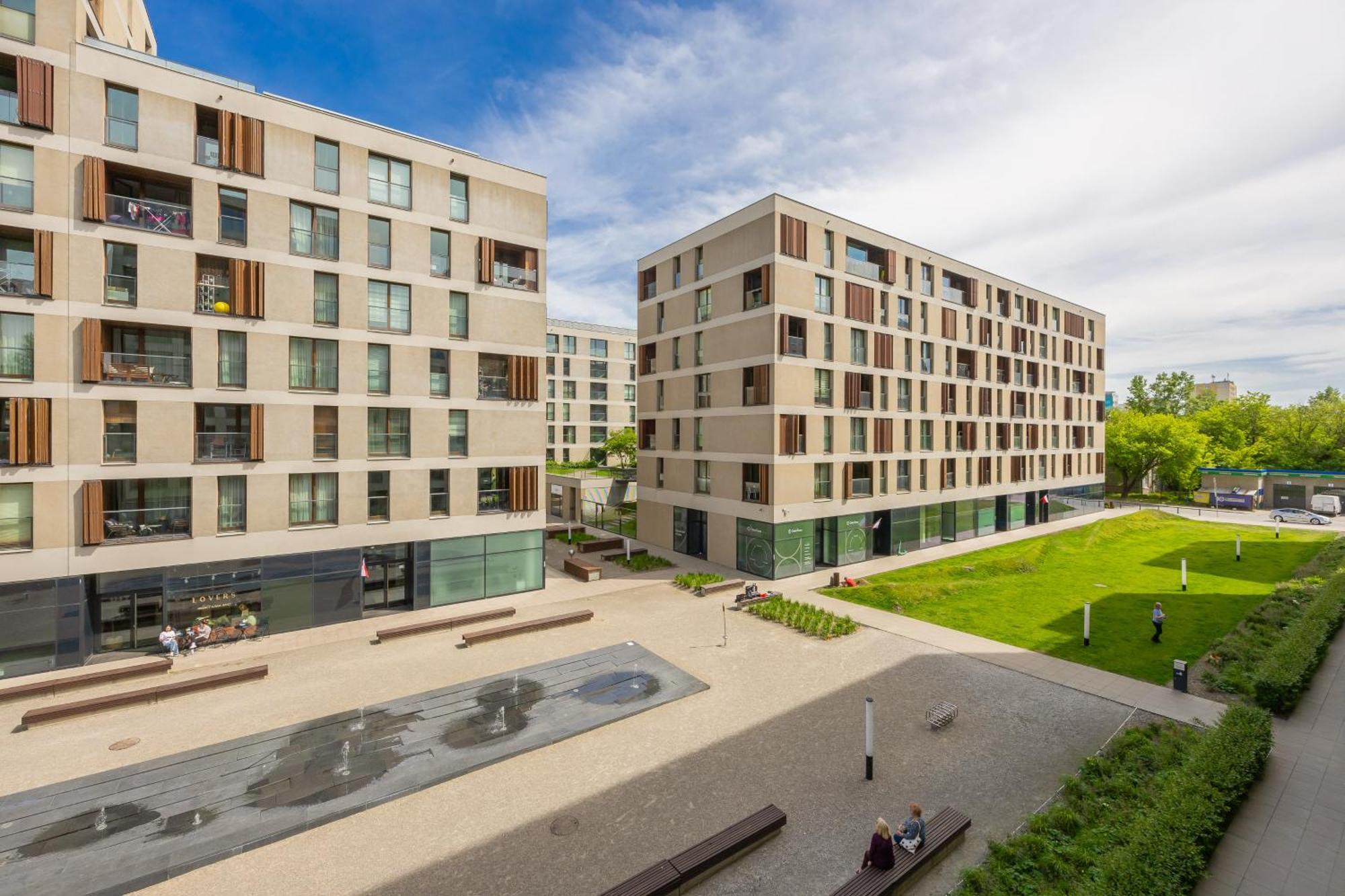 Cozy Apartments With Parking In The 19Th District By Noclegi Renters Warschau Buitenkant foto