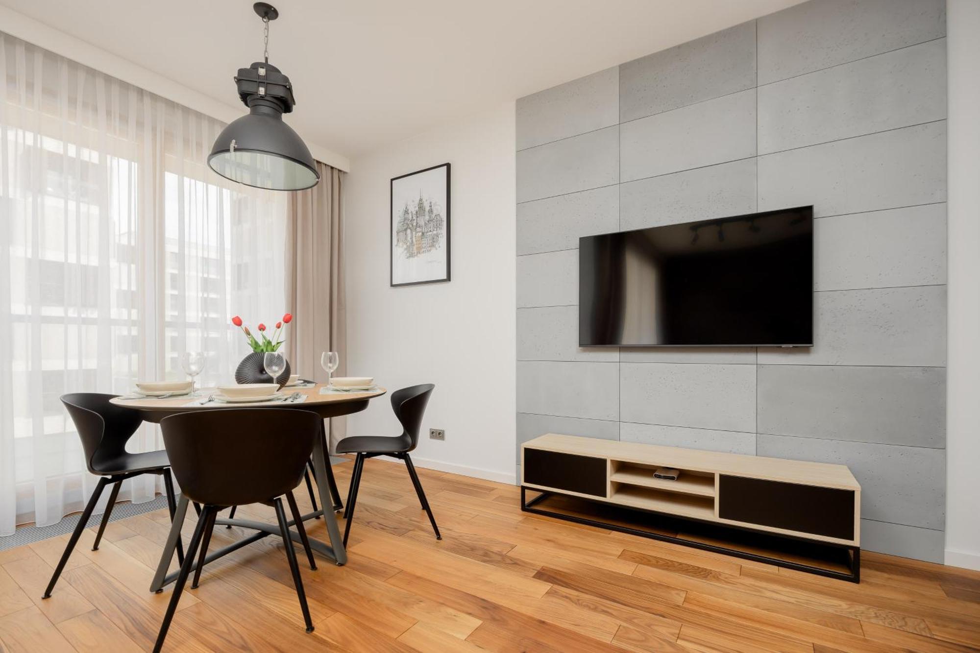 Cozy Apartments With Parking In The 19Th District By Noclegi Renters Warschau Buitenkant foto